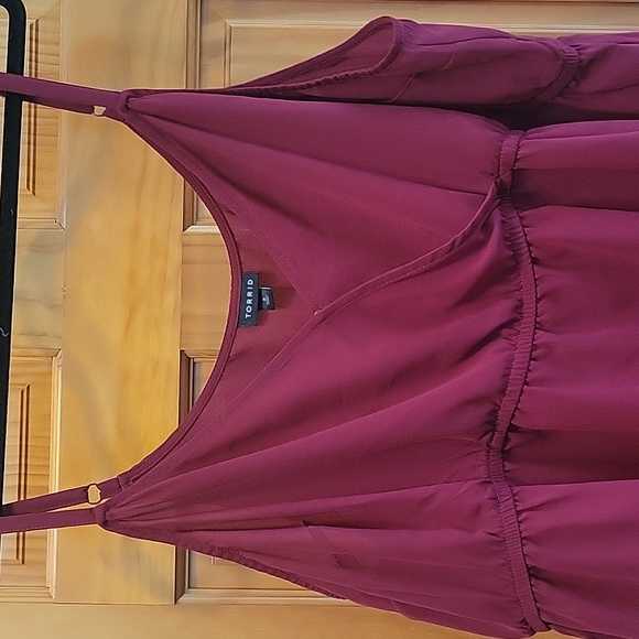 Torrid tank - Picture 4 of 6